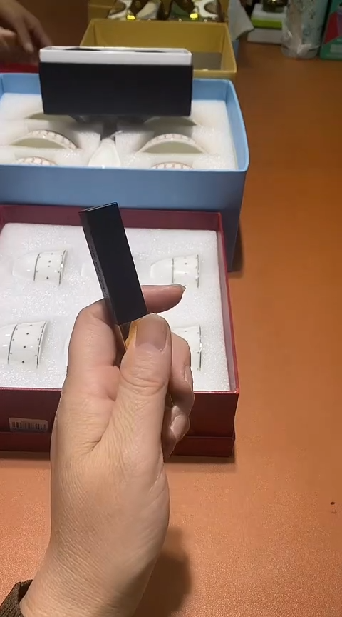 瓷片全场正品,一件不留@@1