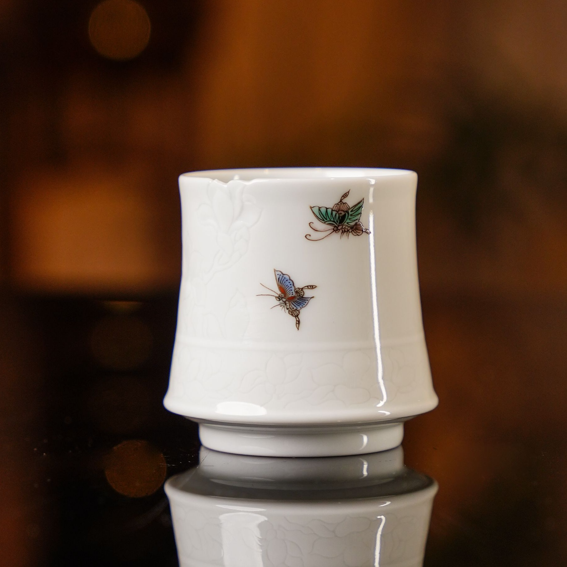 大师傅个人作品  玉兰蝶舞杯子  景德镇茶器品茗纯手工SS145