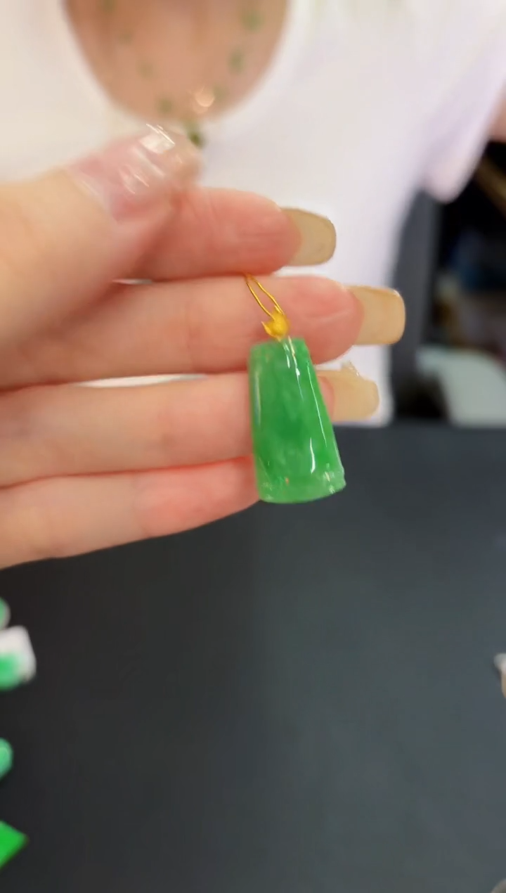 翡翠18K金镶嵌颈饰 缅料A货/支持复检/一件