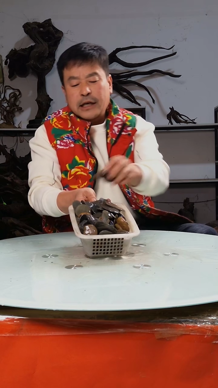 【闪购商品】木随机发货一筐鹅卵石4斤9.9