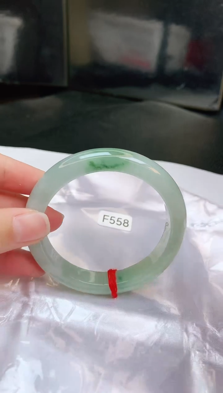 【闪购商品】翡翠手镯未镶嵌缅甸天然a货翡翠