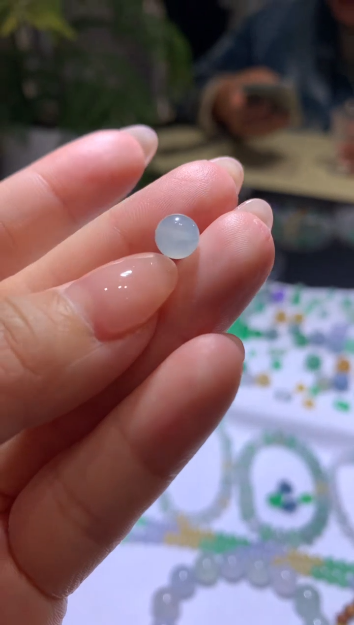 【闪购商品】定制翡翠未镶嵌6.7*珠子99+10