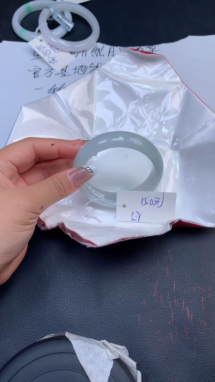 【闪购商品】翡翠手镯未镶嵌天然缅甸A货翡翠手镯