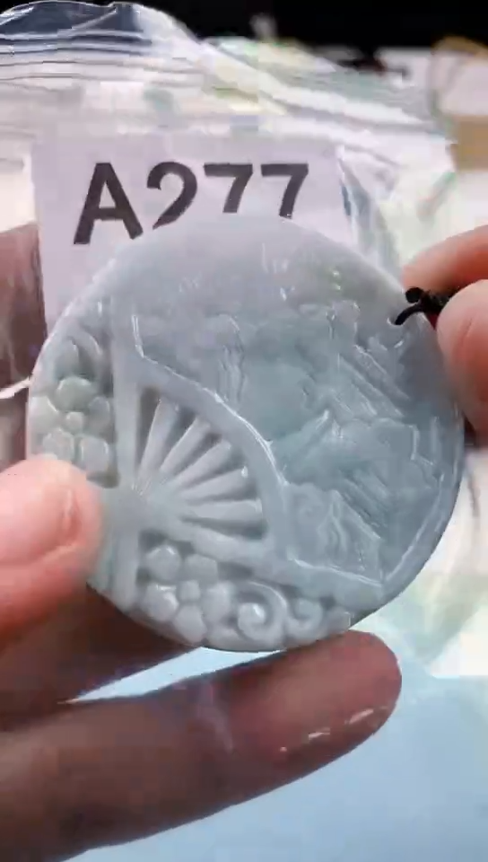 【闪购商品】翡翠挂件未镶嵌天然翡翠吊坠挂件