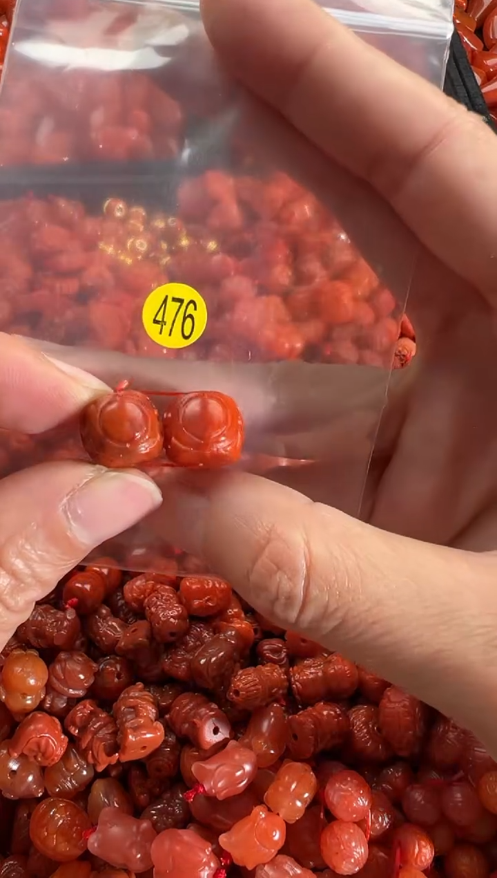 【闪购商品】南红玛瑙颈饰未镶嵌1