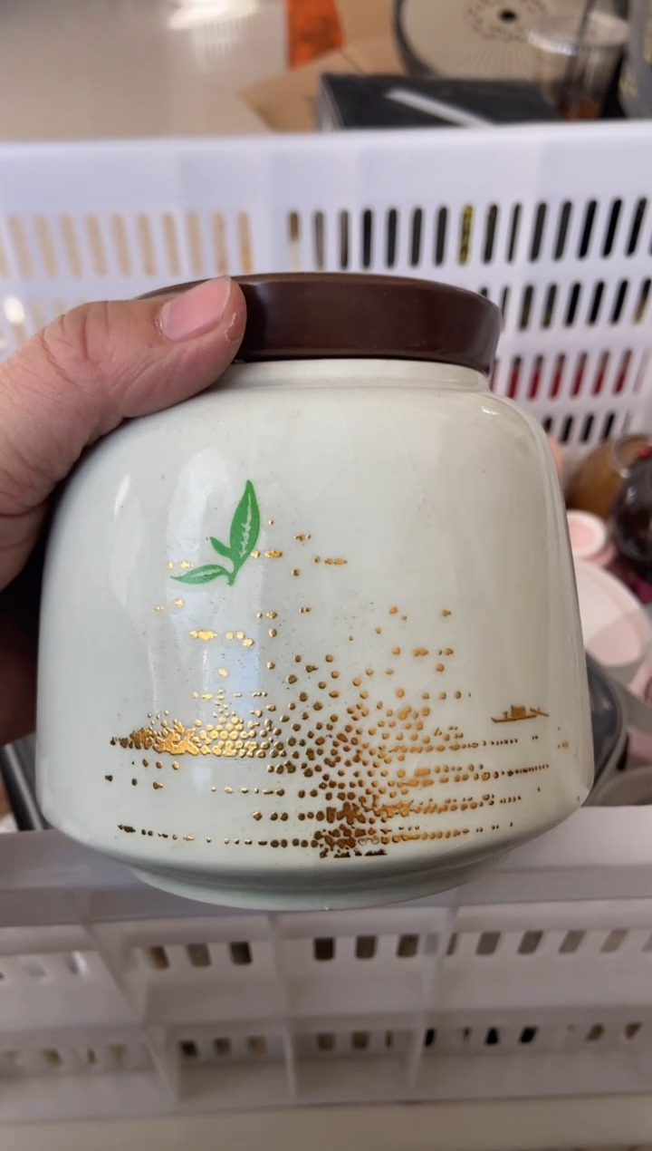 杯子瓷无运费险有瑕疵的摄影的产品有使用过的痕迹有点脏介意勿拍