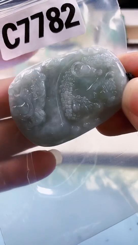 翡翠未镶嵌颈饰天然翡翠吊坠挂件