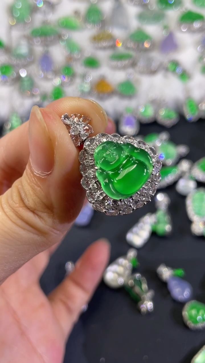 吊坠(不含链)18K金镶嵌翡翠?**✨A503|59800