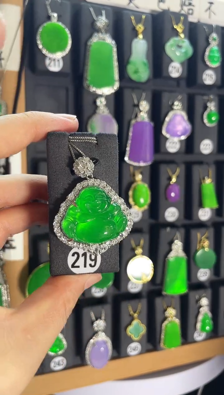 翡翠银S925镶嵌颈饰219....