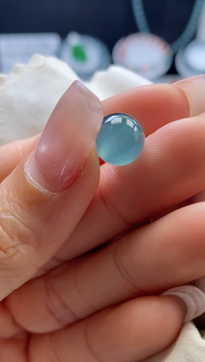 【闪购商品】翡翠颈饰未镶嵌0683246345