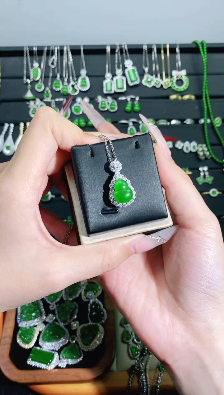 【闪购商品】翡翠颈饰银S925镶嵌多样性