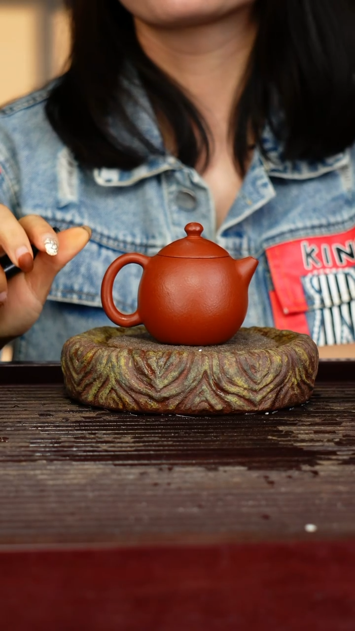 宜兴原矿紫砂壶茶壶宜兴原矿紫砂壶茶壶100C