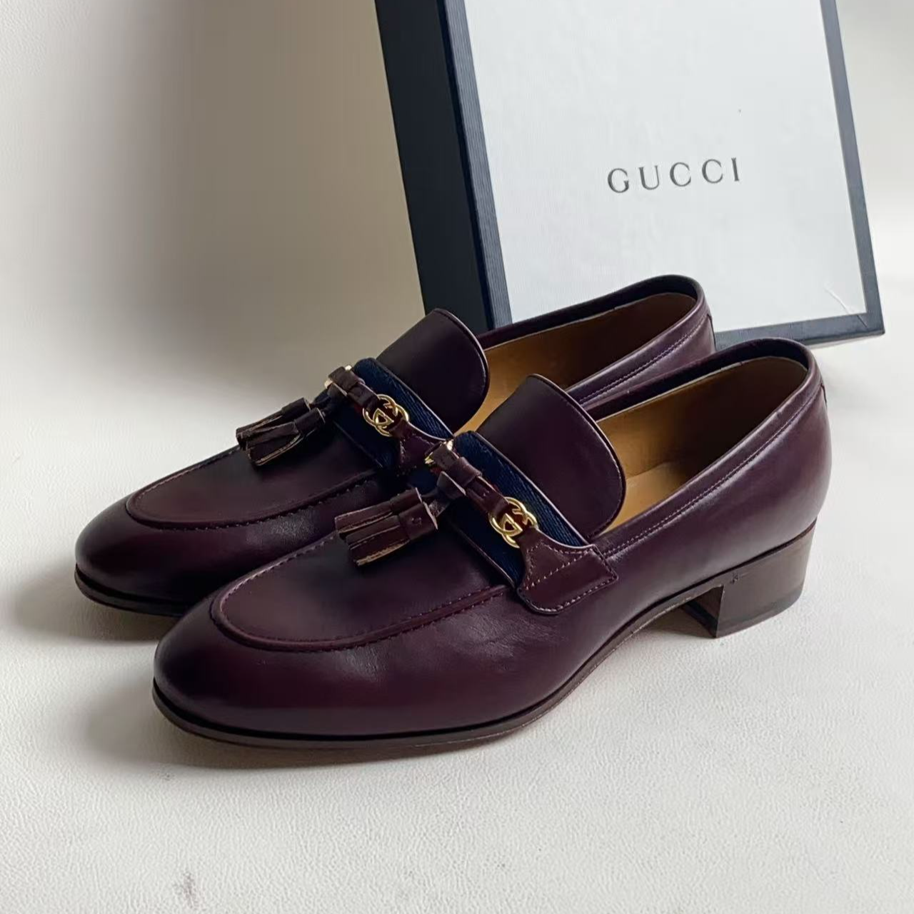 99新 GUCCI/古驰 古驰男士经典休闲流苏乐福皮鞋 正品未使用