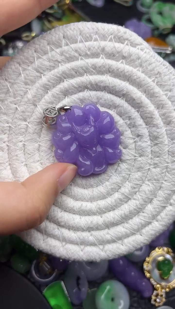 颈饰未镶嵌翡翠缅甸翡翠吊坠