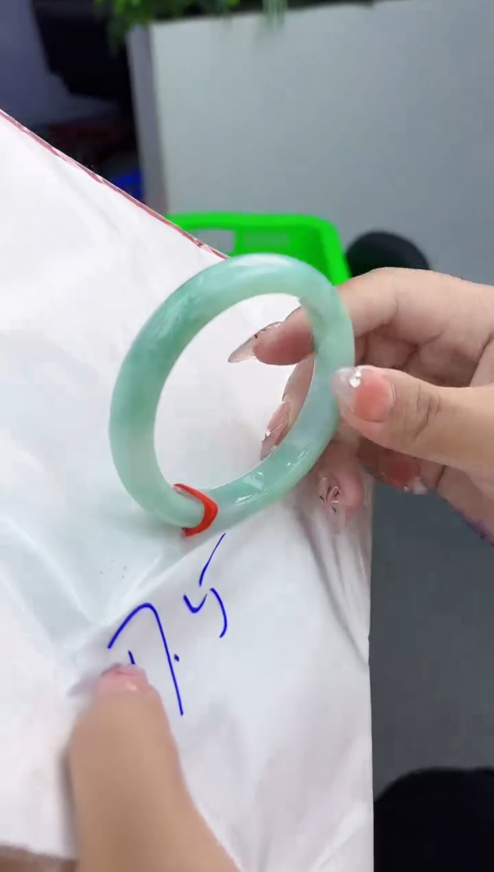 【闪购商品】翡翠手镯未镶嵌翡翠手镯