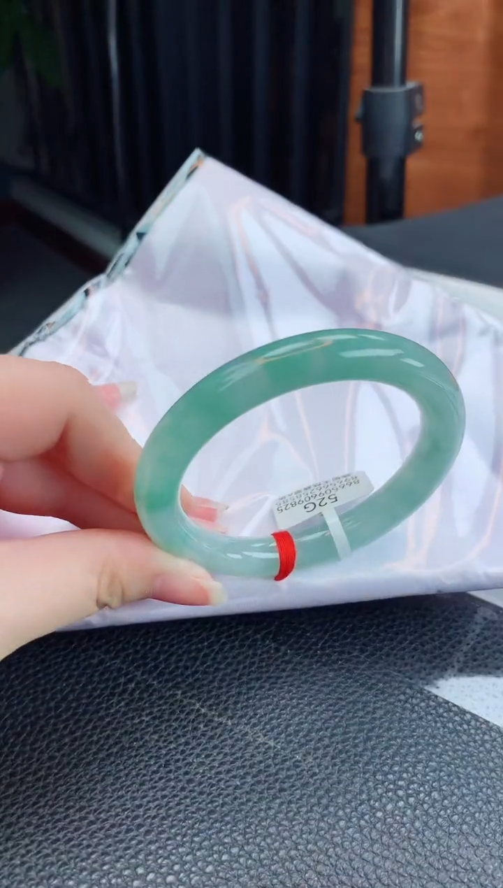 【闪购商品】翡翠手镯未镶嵌缅甸天然翡翠A货手镯
