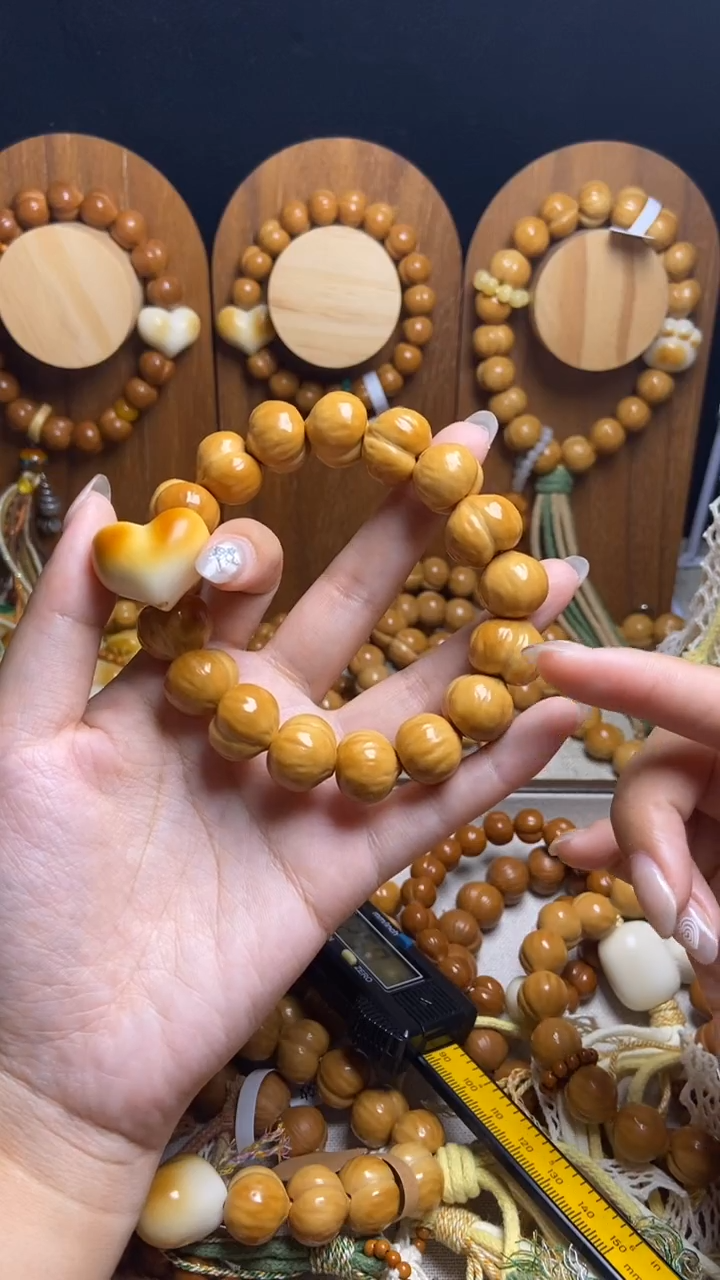 手串猴头核桃南*饼全品聚宝盆爱心手串