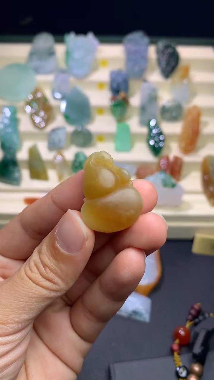 【闪购商品】定制翡翠未镶嵌     葫芦