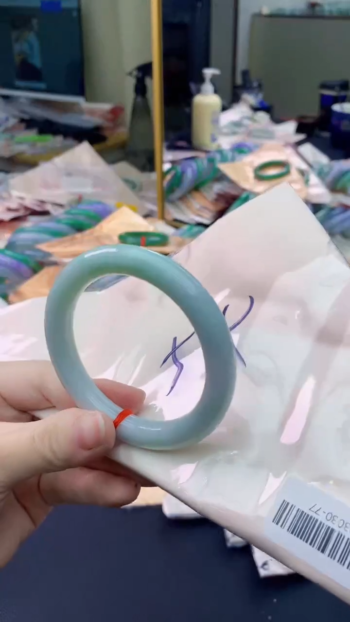 【闪购商品】翡翠手镯未镶嵌0129503971
