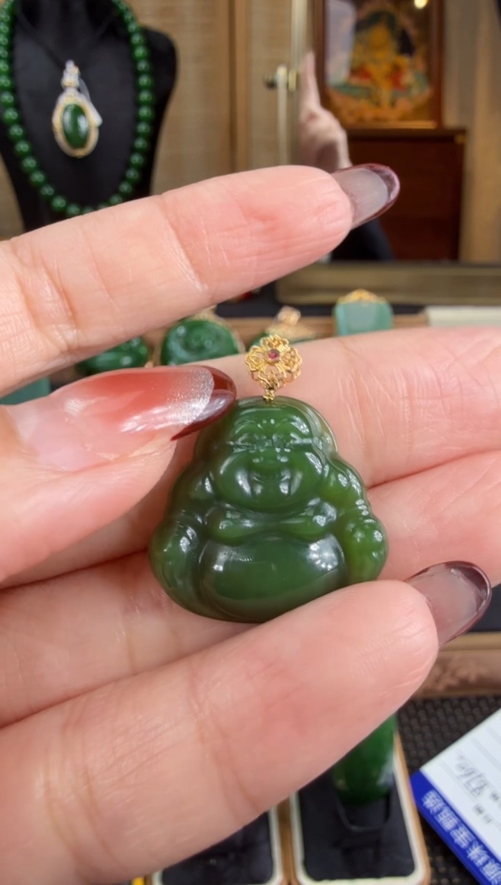 【闪购商品】和田玉（碧玉）吊坠(赠链)18K金镶嵌 