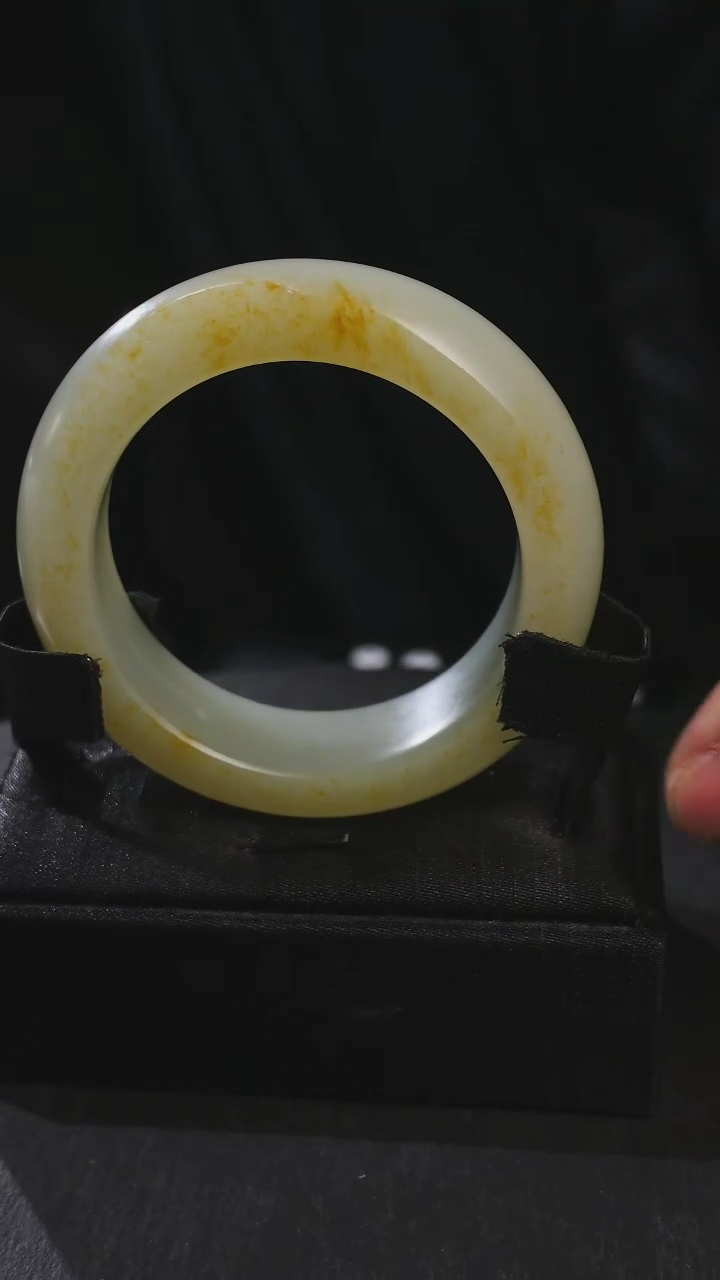 【闪购商品】和田玉手镯未镶嵌和田玉手镯52圈