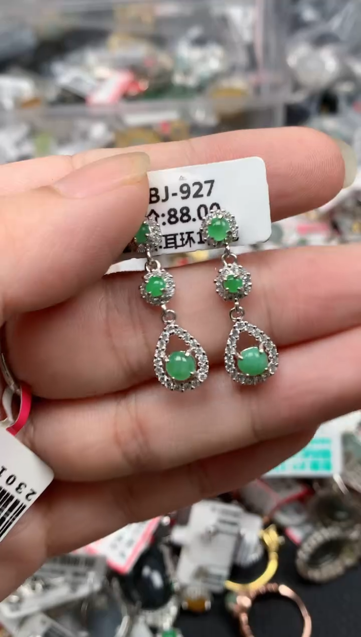 翡翠戒指银S925镶嵌天然A货缅甸翡翠