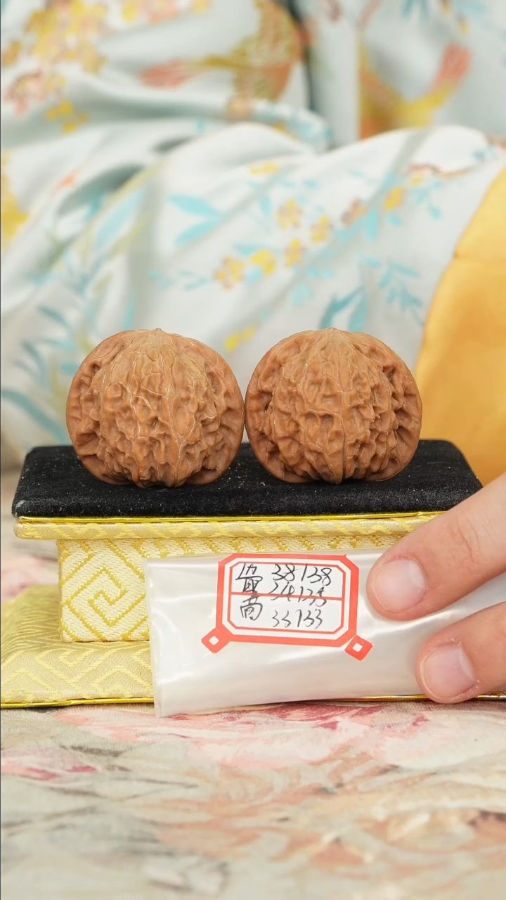 【闪购商品】文玩核桃把件磨盘