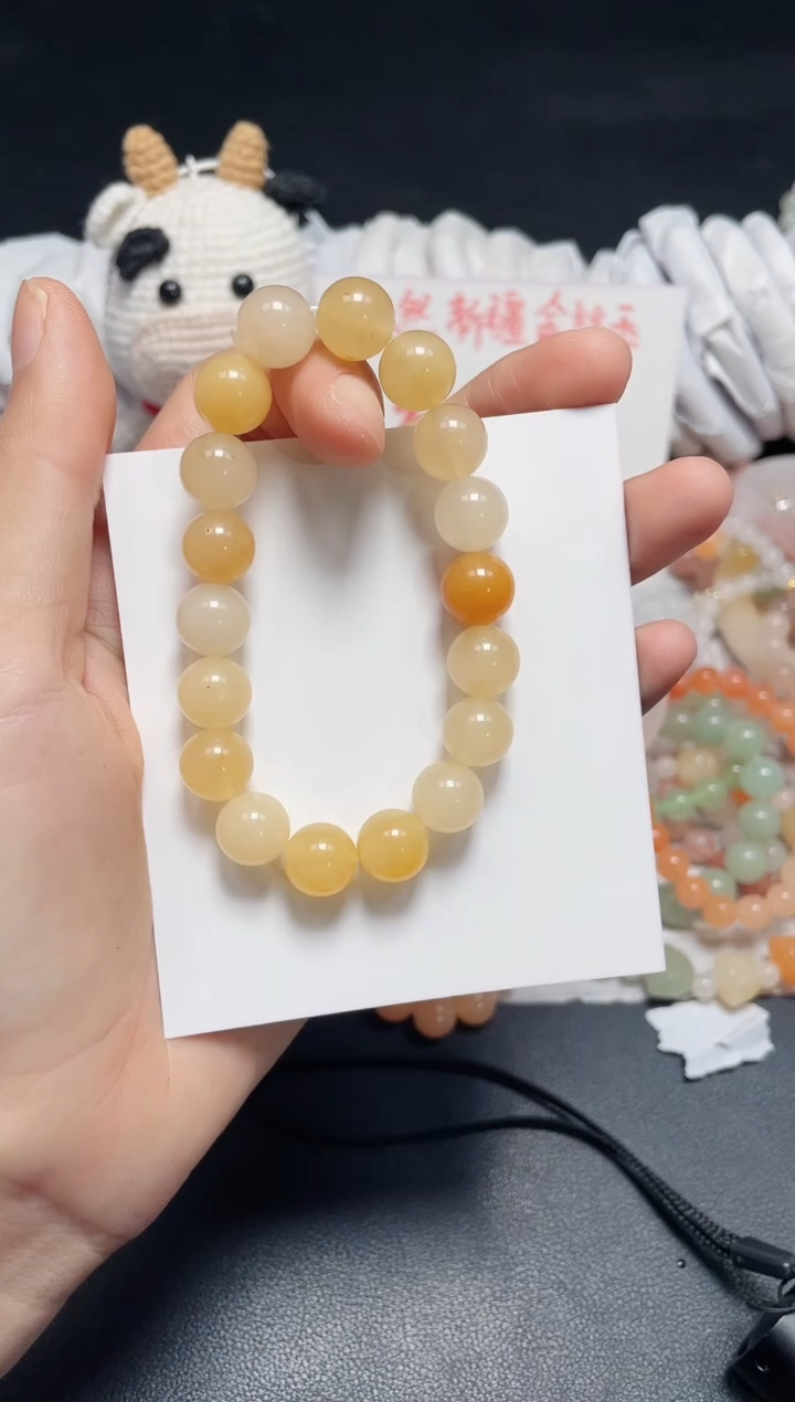 【闪购商品】石英质玉手链未镶嵌冰黄卡10