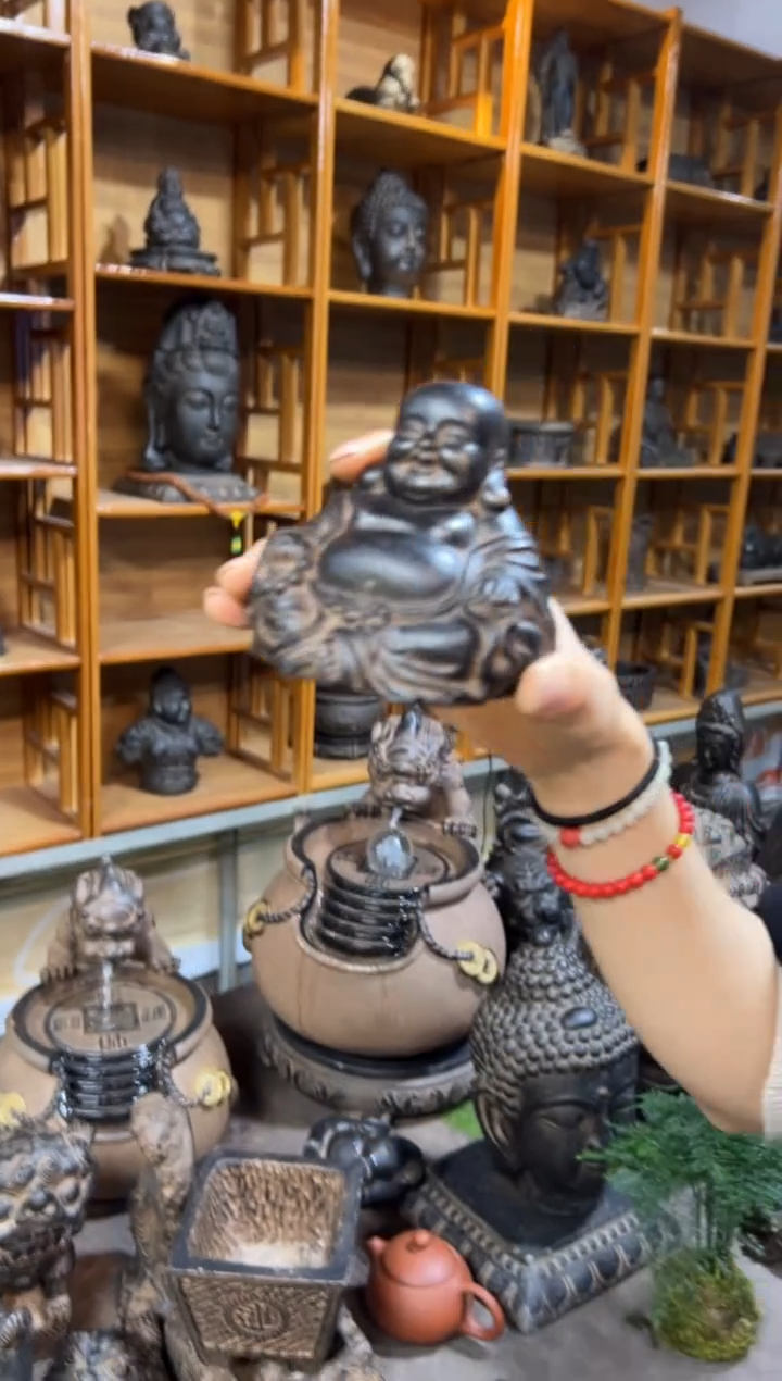 陶土【火山泥】未来佛