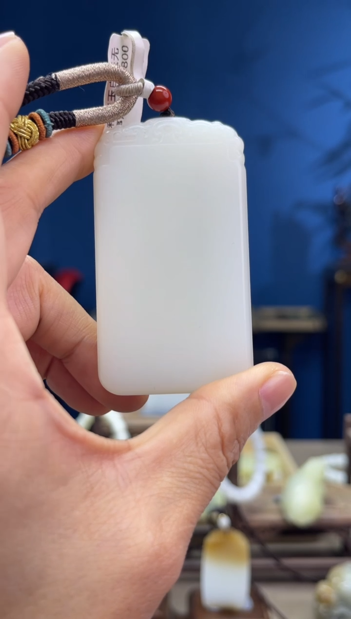 和田玉未镶嵌颈饰1