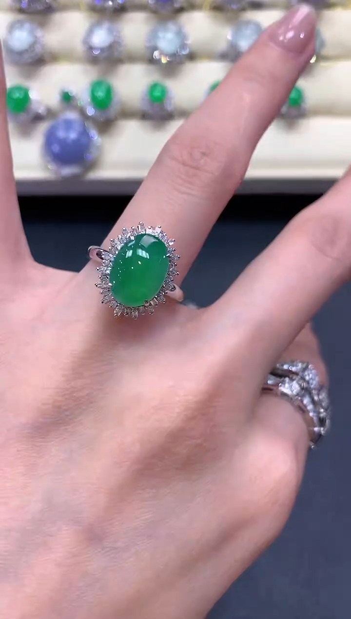 【闪购商品】翡翠戒指18K金镶嵌a252