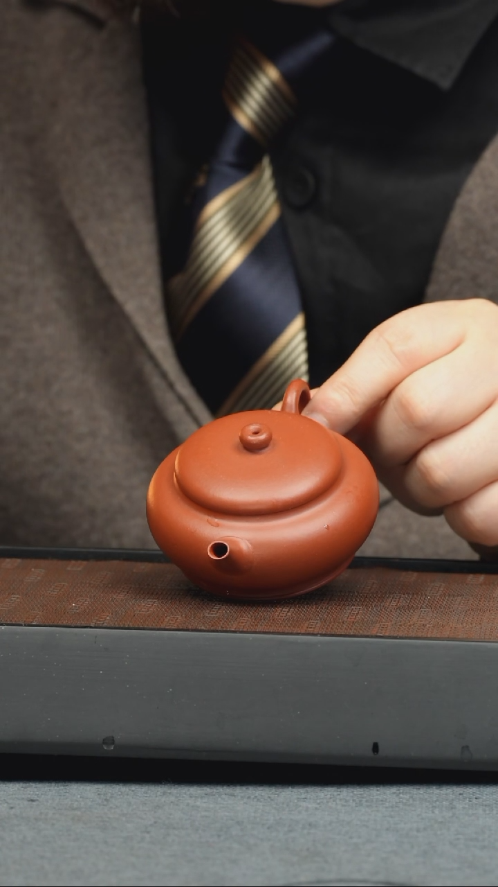 【闪购商品】紫砂茶壶五堂 莲池古式-扁灯-朱泥 110cc