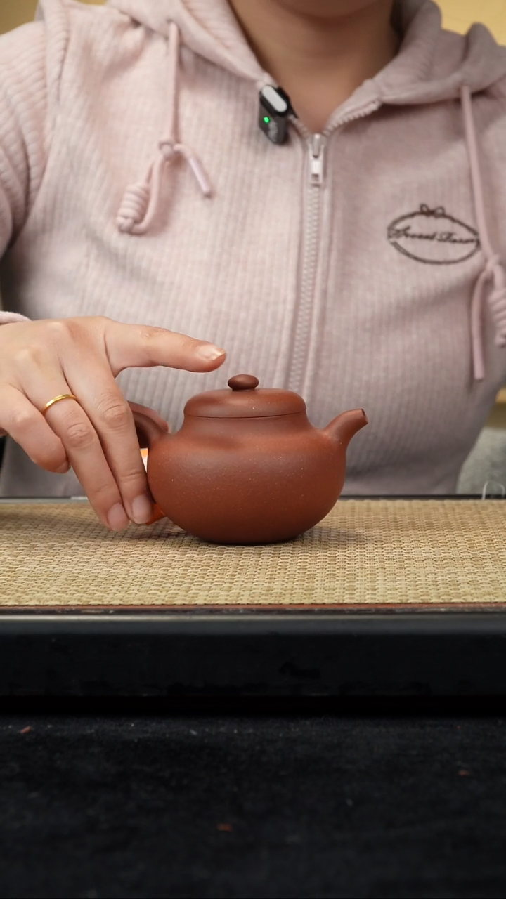 【闪购商品】紫砂茶壶红降坡柿园瑕疵240c