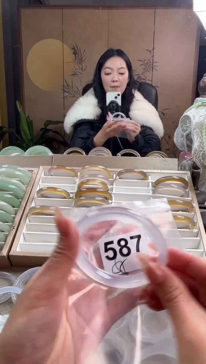 手镯玛瑙/玉髓未镶嵌587