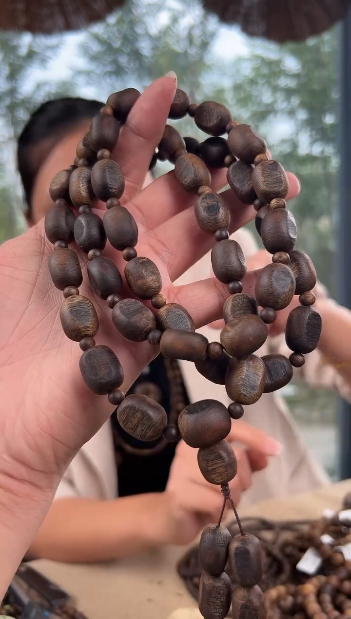 【闪购商品】沉香手串瘤疤沉水保98克