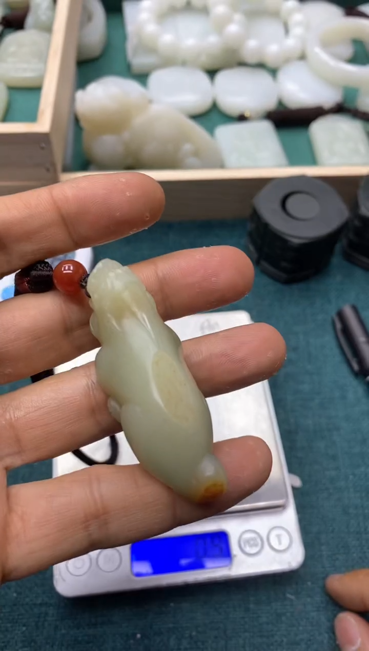 【闪购商品】定制和田玉精品挂件