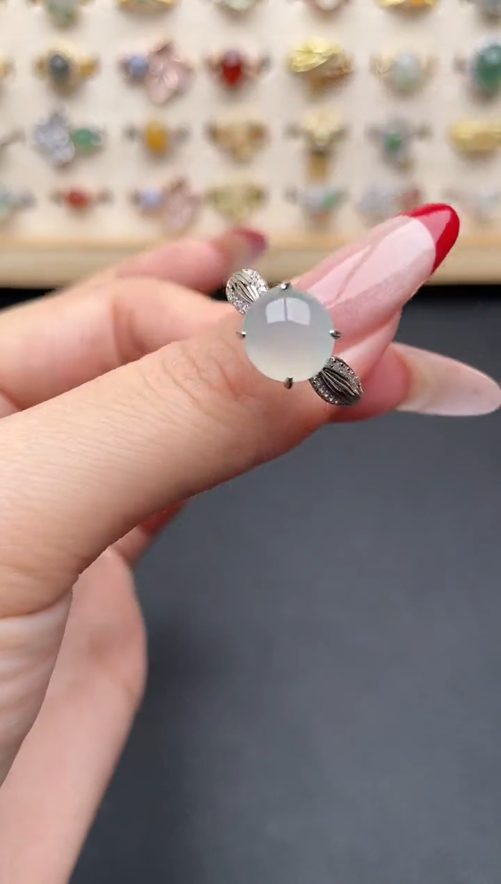 【闪购商品】翡翠戒指银S925镶嵌一物一证一礼盒