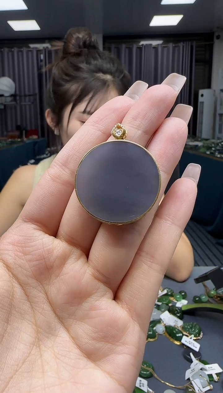 和田玉18K金镶嵌挂件1