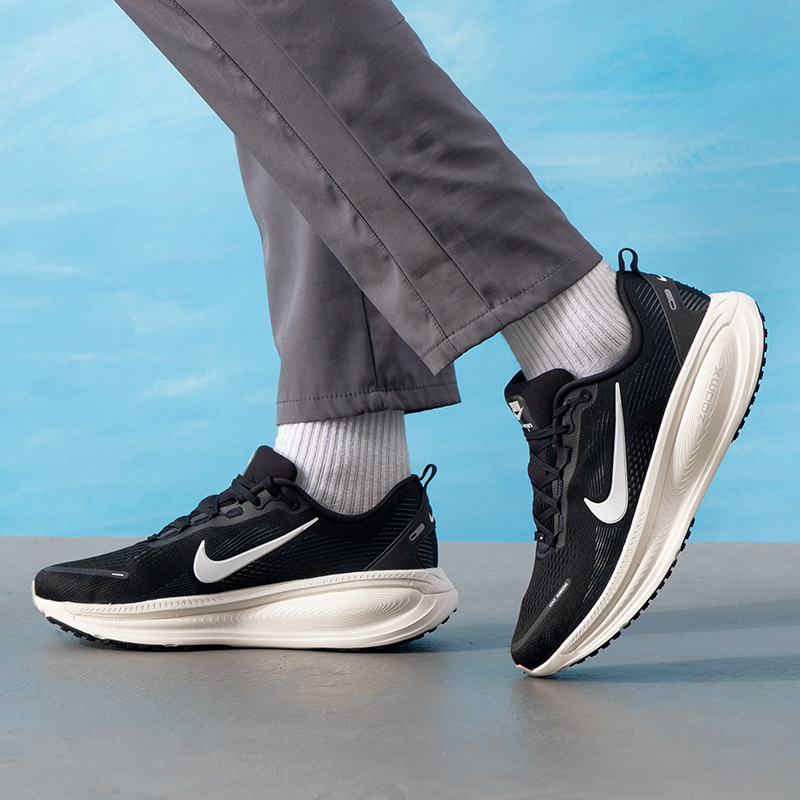 nike新品耐克男鞋新款VOMERO 18运动休闲鞋比赛训练跑步鞋 HM6803