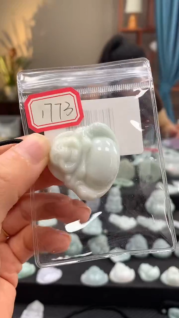 颈饰未镶嵌翡翠佛公1773