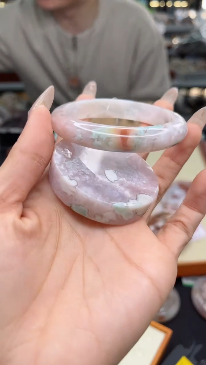 【闪购商品】石英质玉手镯未镶嵌54圈口（赠品镯心）3931112