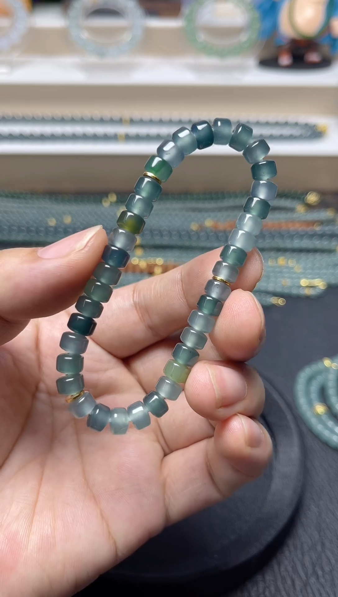 未镶嵌手串翡翠俩**爸天然危地马拉翡翠A货药片珠手串卡7左右