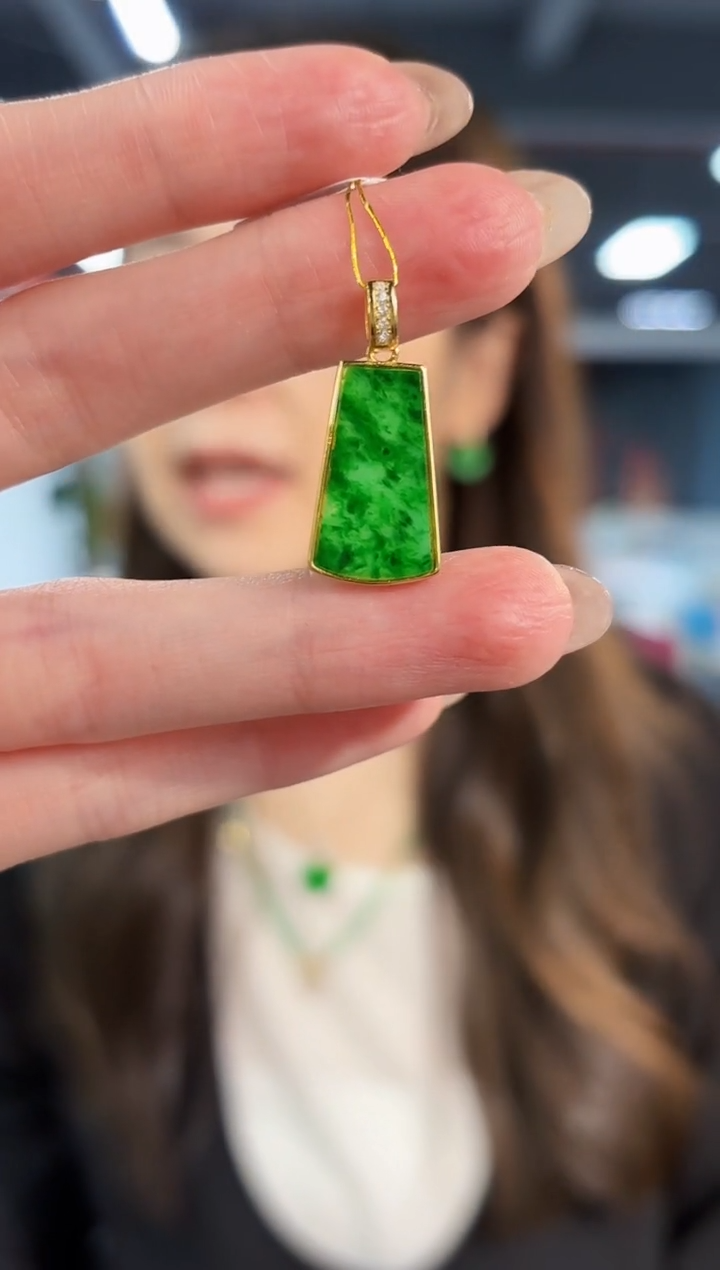 【闪购商品】翡翠颈饰未镶嵌缅料A货/支持复检/一件