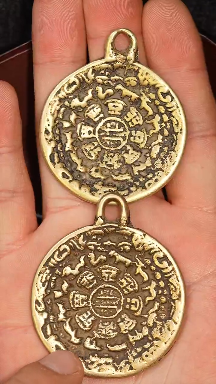 冲赛康胡子哥，藏传九宫八卦牌251