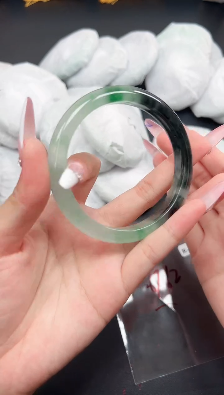 精品手镯，一物一拍R-052