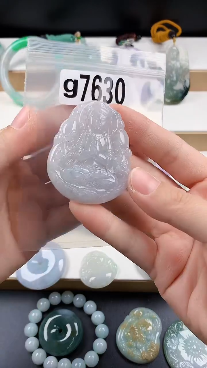 颈饰未镶嵌翡翠天然翡翠吊坠挂件