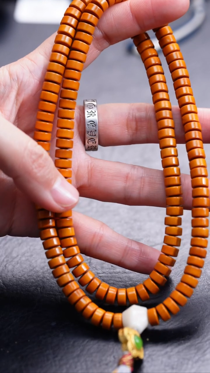 【闪购商品】橄榄核吊坠橄榄核