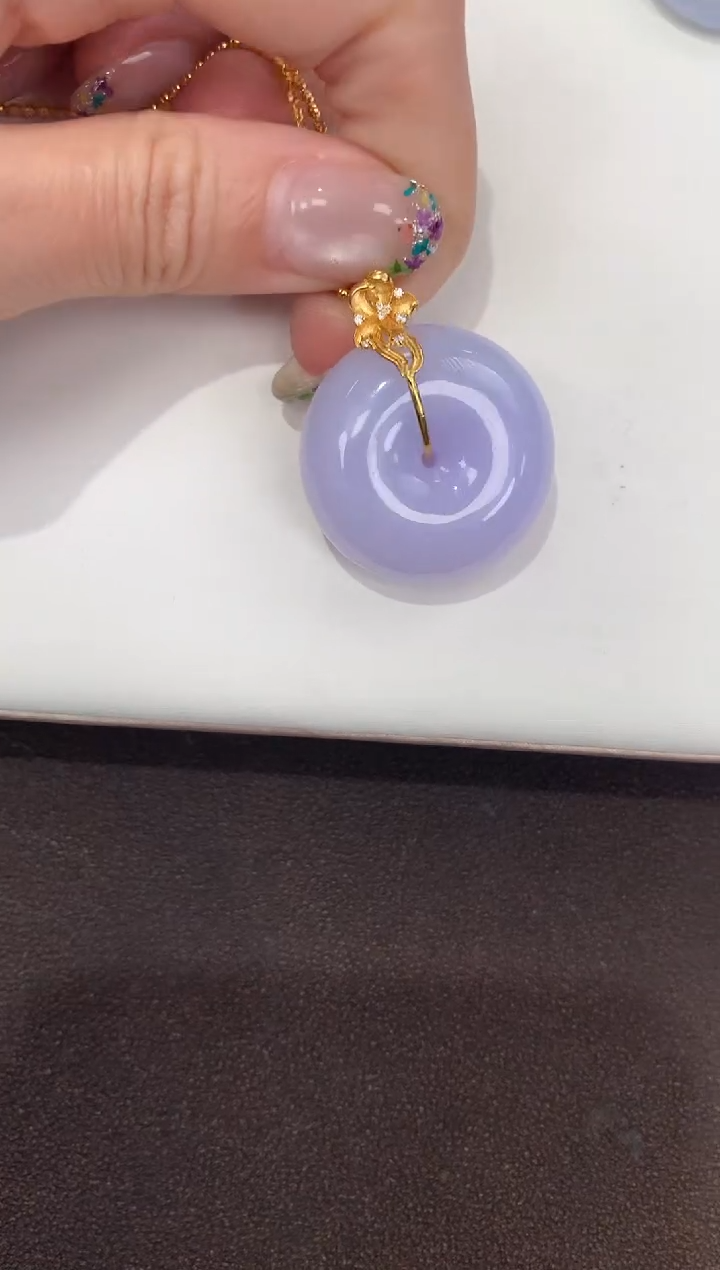 颈饰18K金镶嵌翡翠天然缅甸A货翡翠