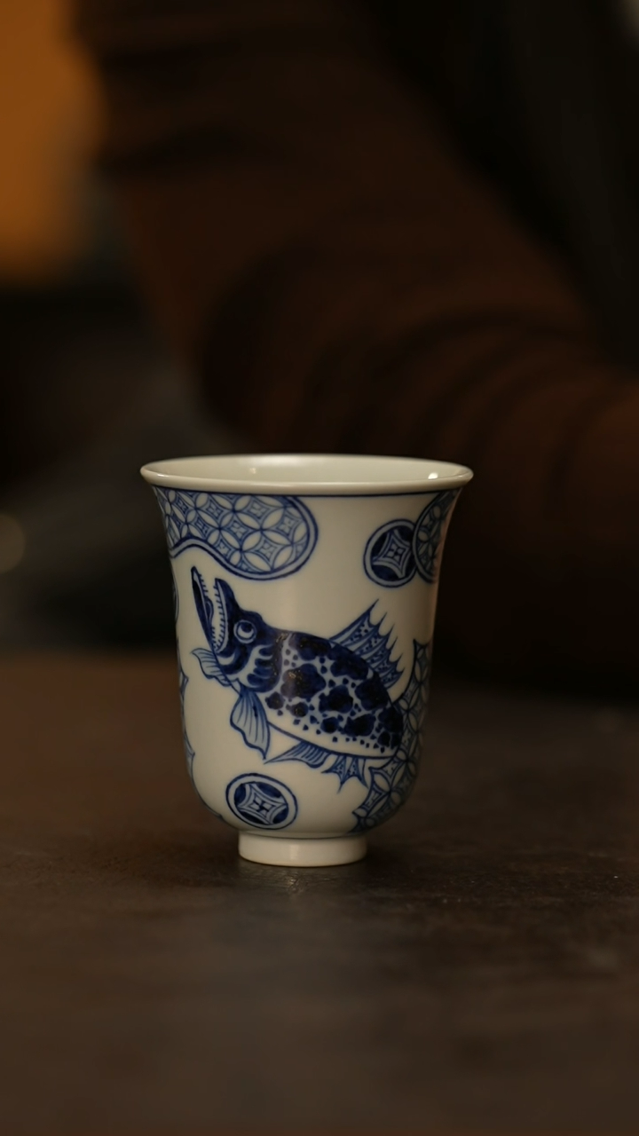 【闪购商品】瓷片元真临古         