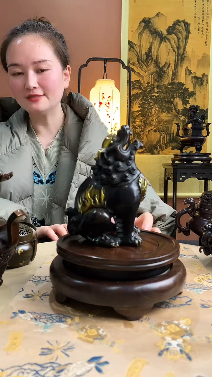 仿古苏工望天吼熏香炉